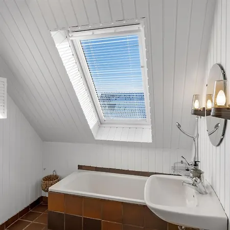 Holiday home Faik - 1-4km From The Sea By Interhome *
